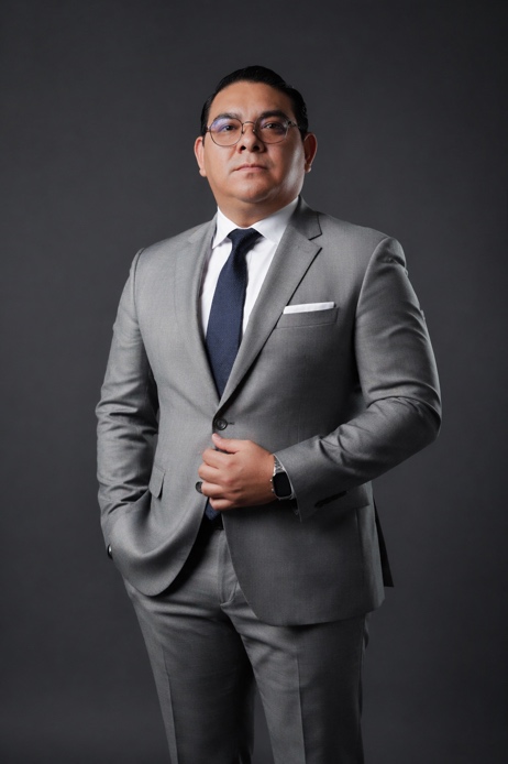 Mgtr. Angel Ortiz